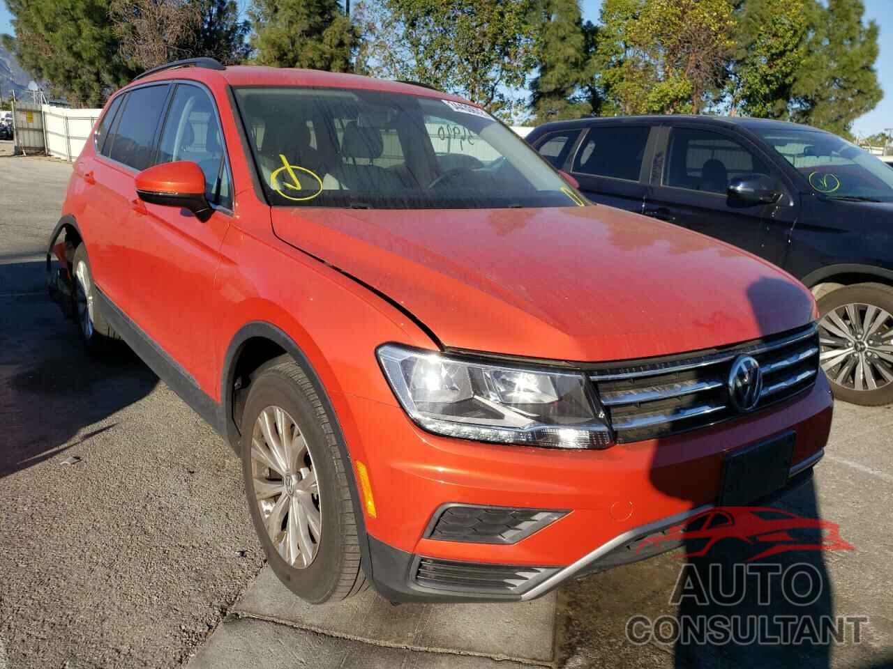 VOLKSWAGEN TIGUAN 2018 - 3VV3B7AX0JM081979