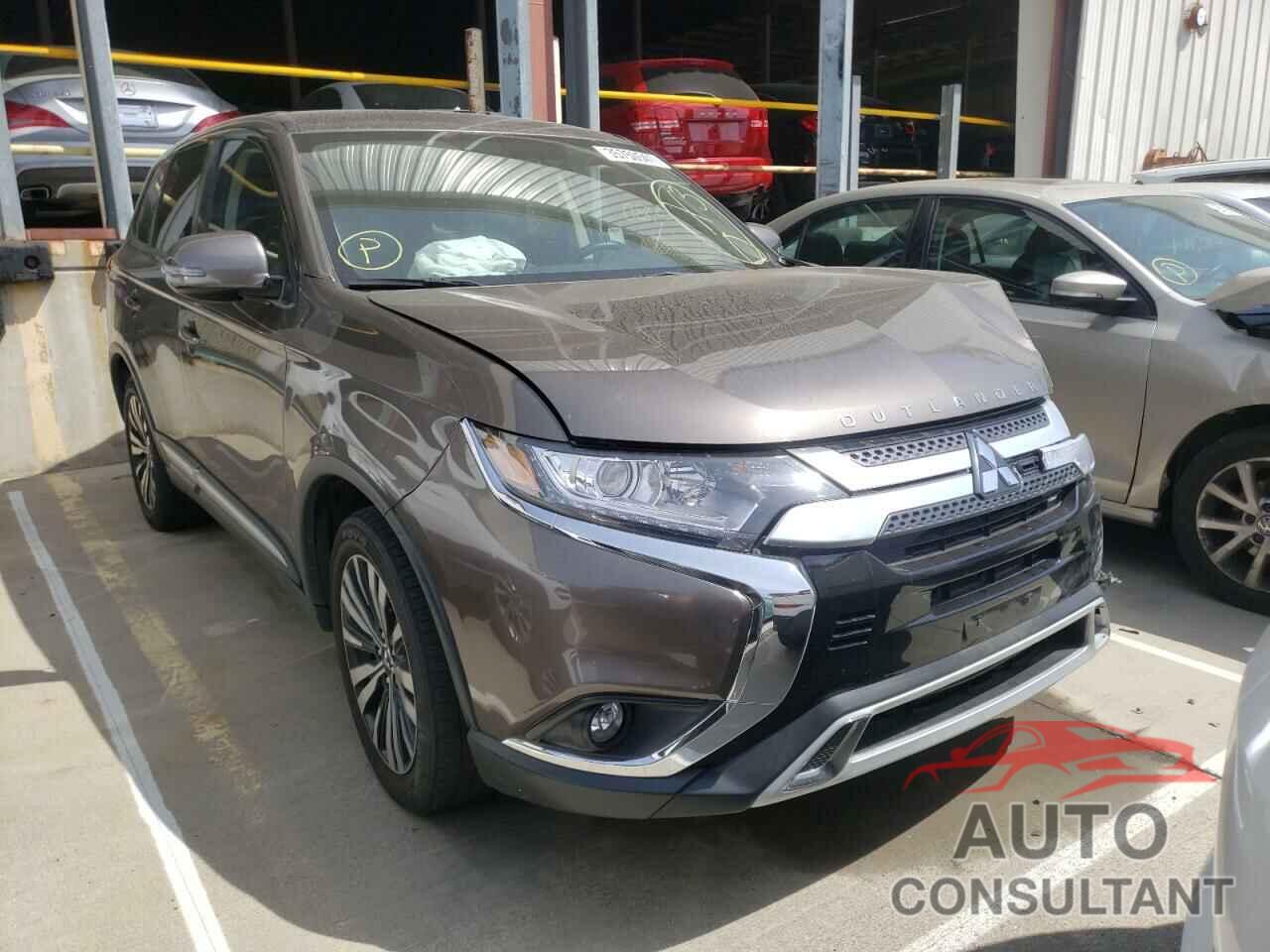 MITSUBISHI OUTLANDER 2019 - JA4AD3A36KZ007935