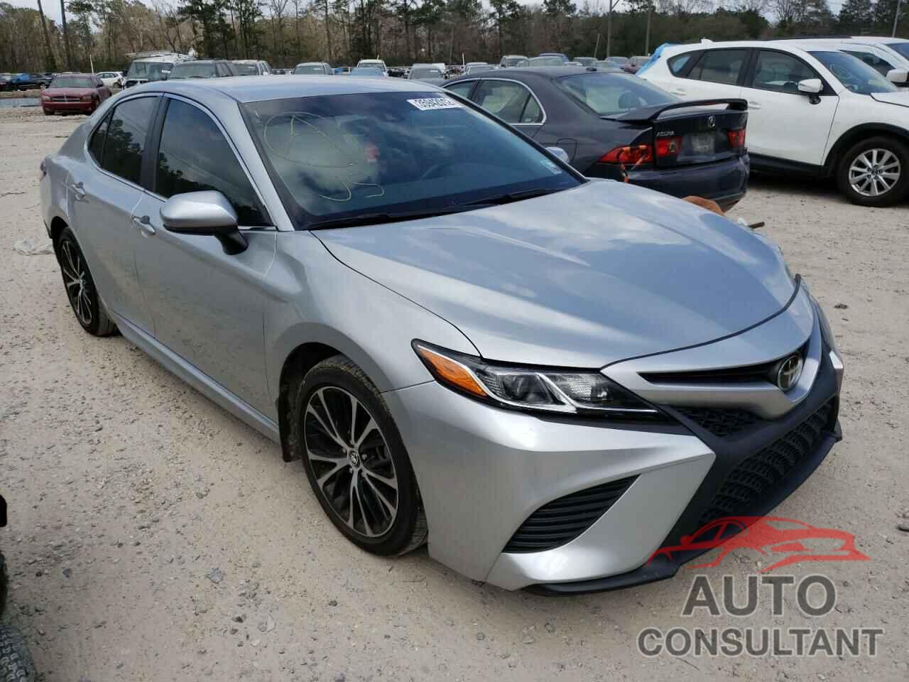 TOYOTA CAMRY 2018 - 4T1B11HK7JU523796