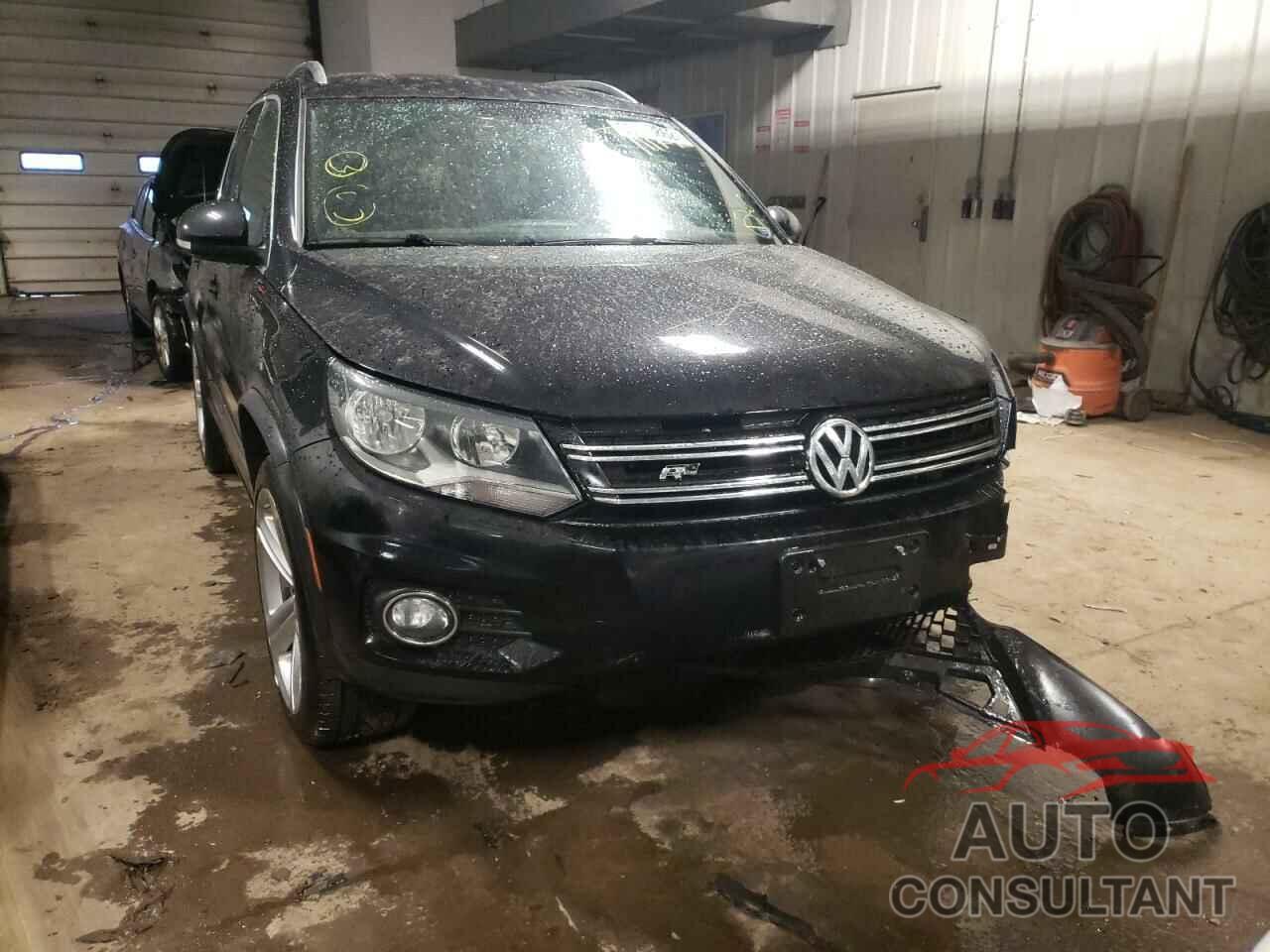 VOLKSWAGEN TIGUAN 2016 - WVGBV7AX5GW606881