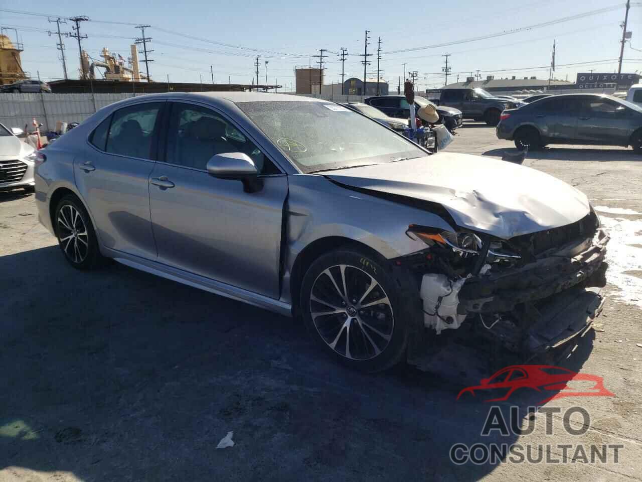 TOYOTA CAMRY 2018 - 4T1B11HK7JU151733