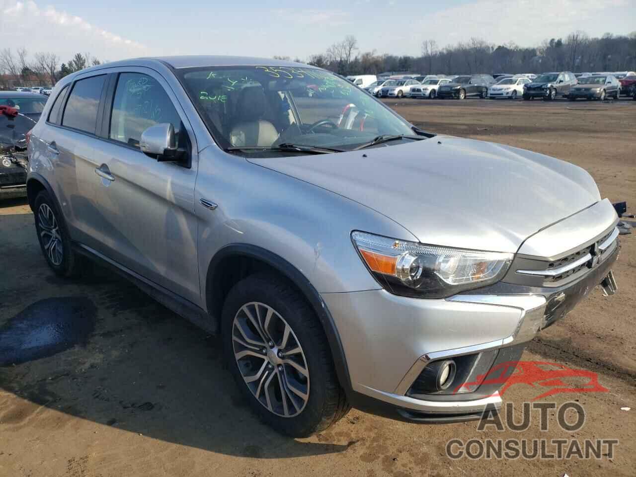 MITSUBISHI OUTLANDER 2018 - JA4AR3AW8JZ035519