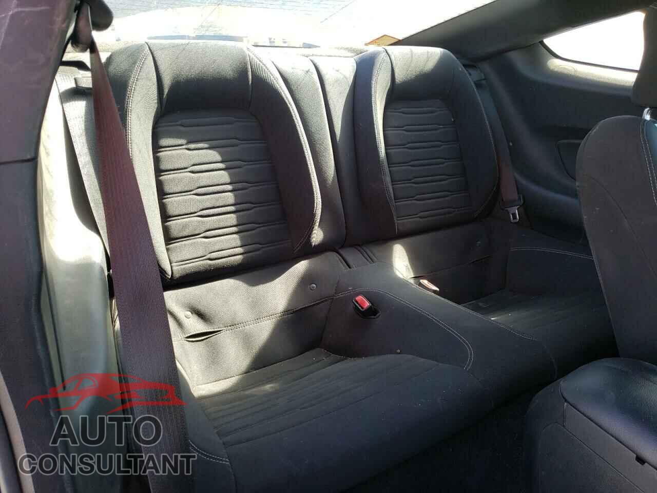 FORD MUSTANG 2017 - 1FA6P8CF1H5231076