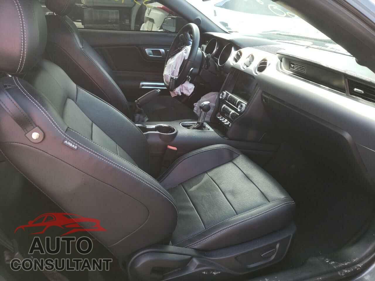 FORD MUSTANG 2020 - 1FA6P8THXL5159191