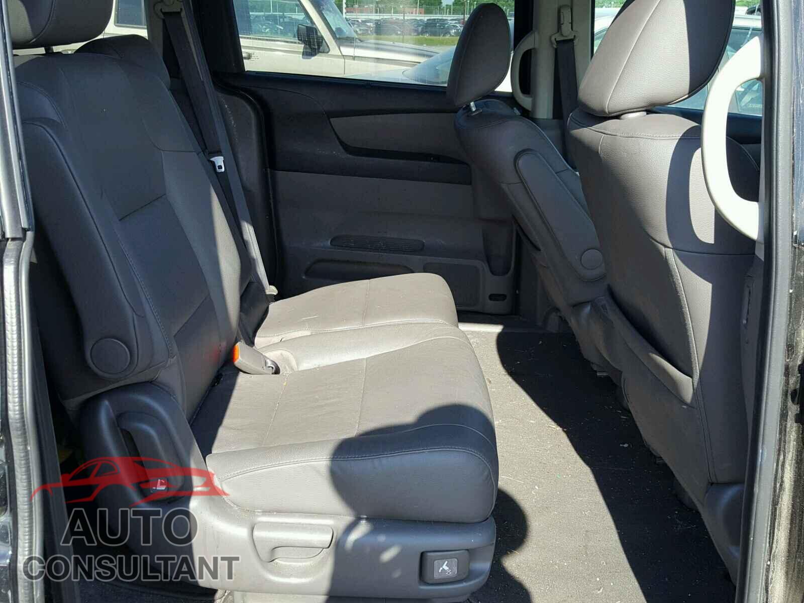 HONDA ODYSSEY 2016 - 5FNRL5H69GB118564