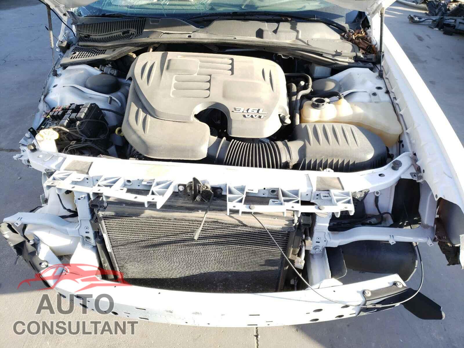 DODGE CHALLENGER 2018 - 2C3CDZAG8JH245647