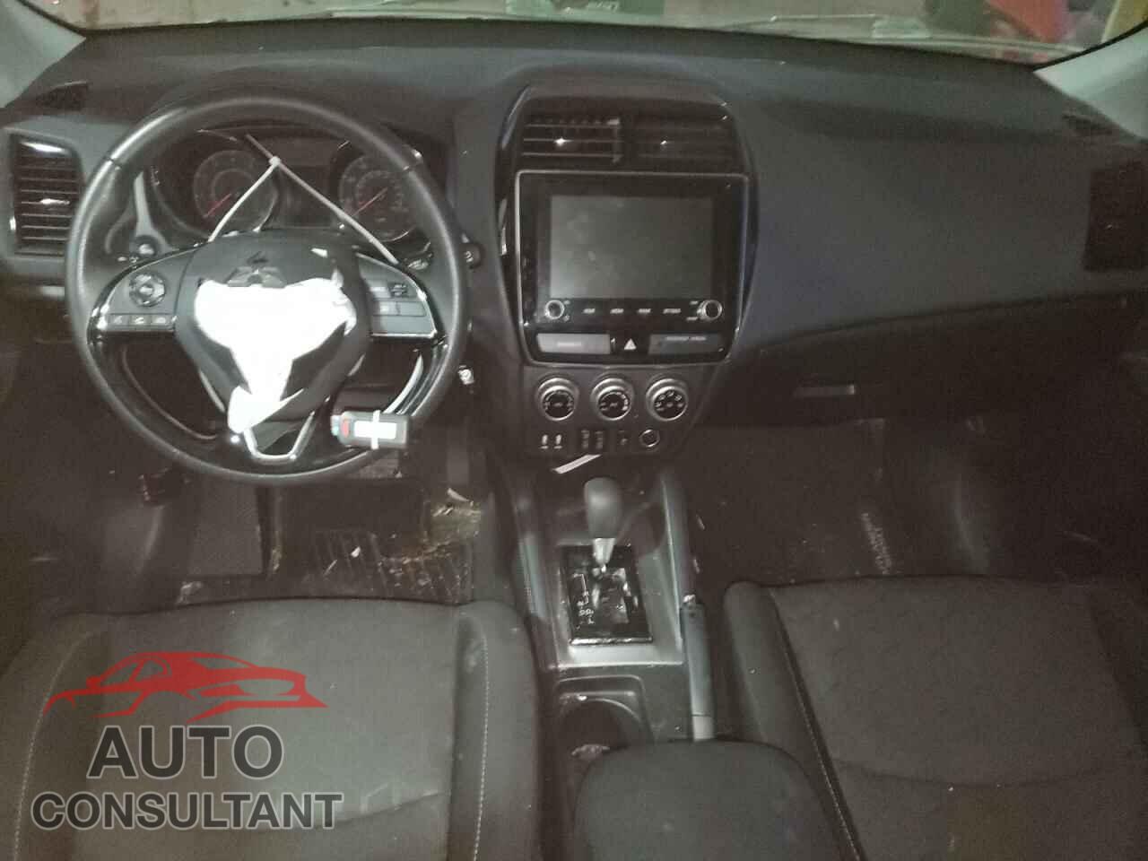MITSUBISHI OUTLANDER 2020 - JA4AP4AUXLU004802