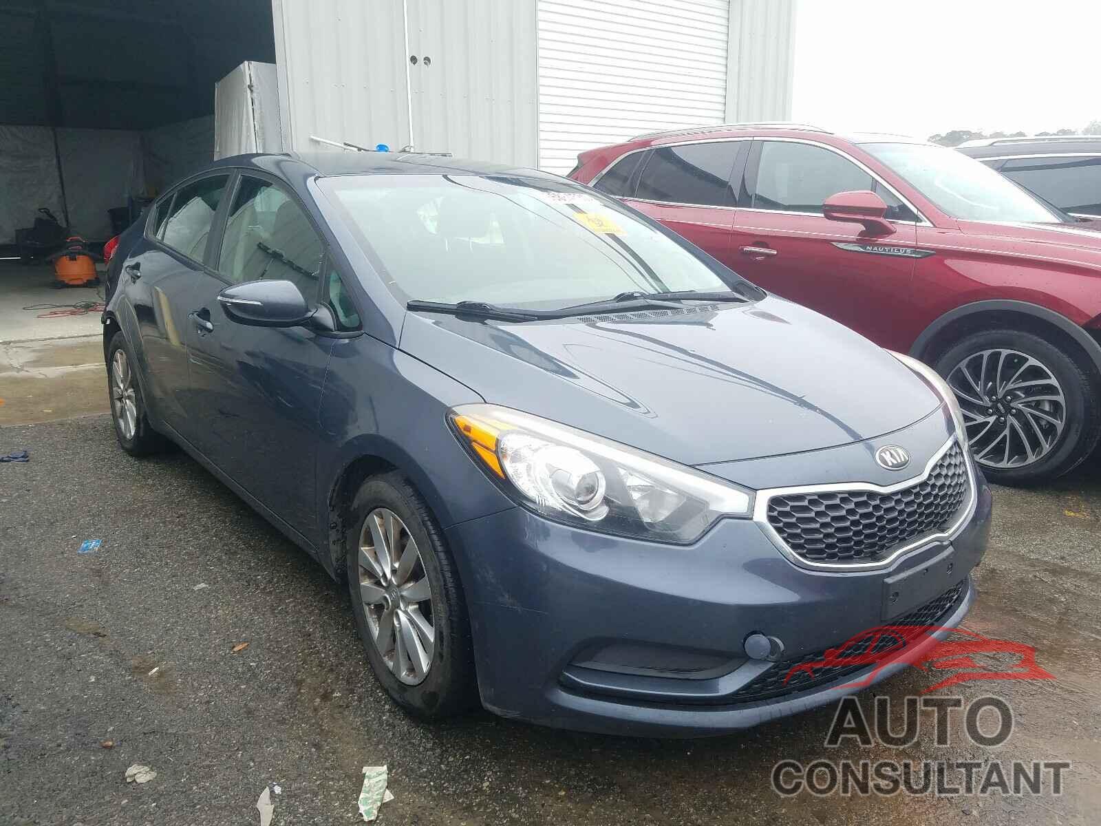 KIA FORTE 2016 - KNAFX4A67G5551729