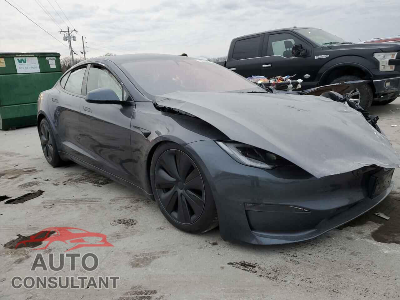 TESLA MODEL S 2023 - 5YJSA1E6XPF523031