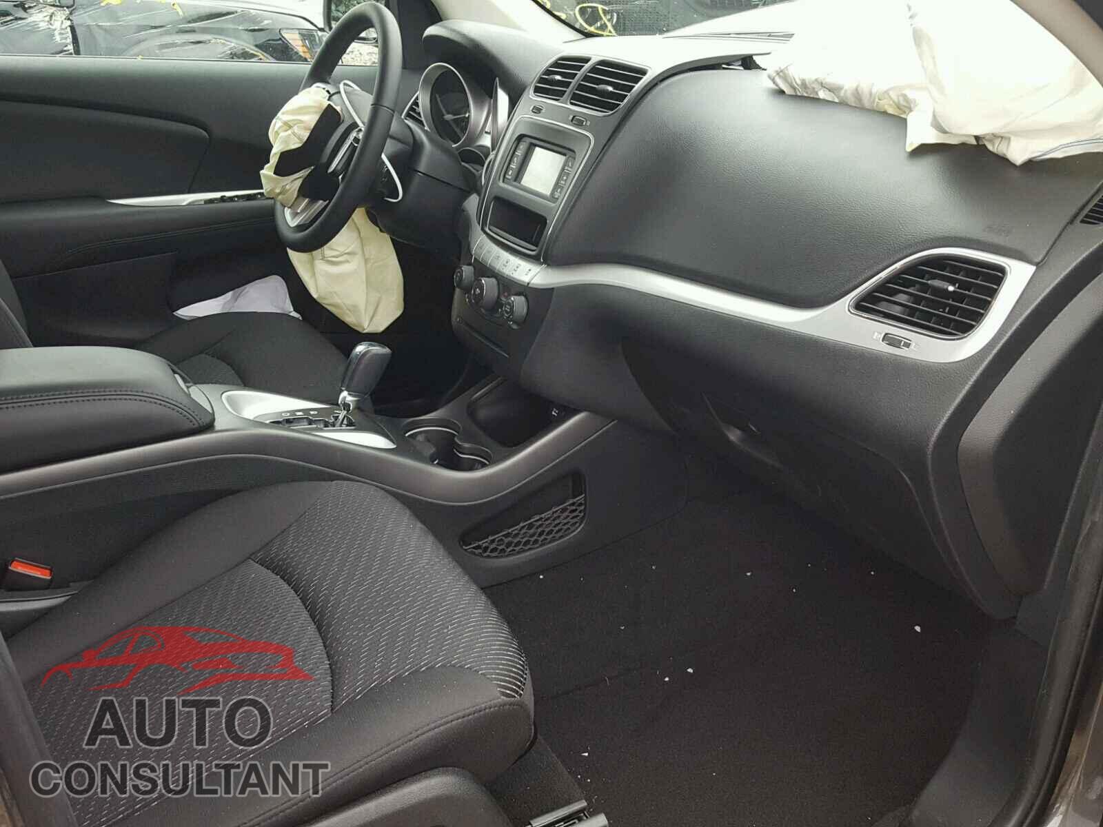 DODGE JOURNEY 2018 - 3C4PDCAB1JT208624