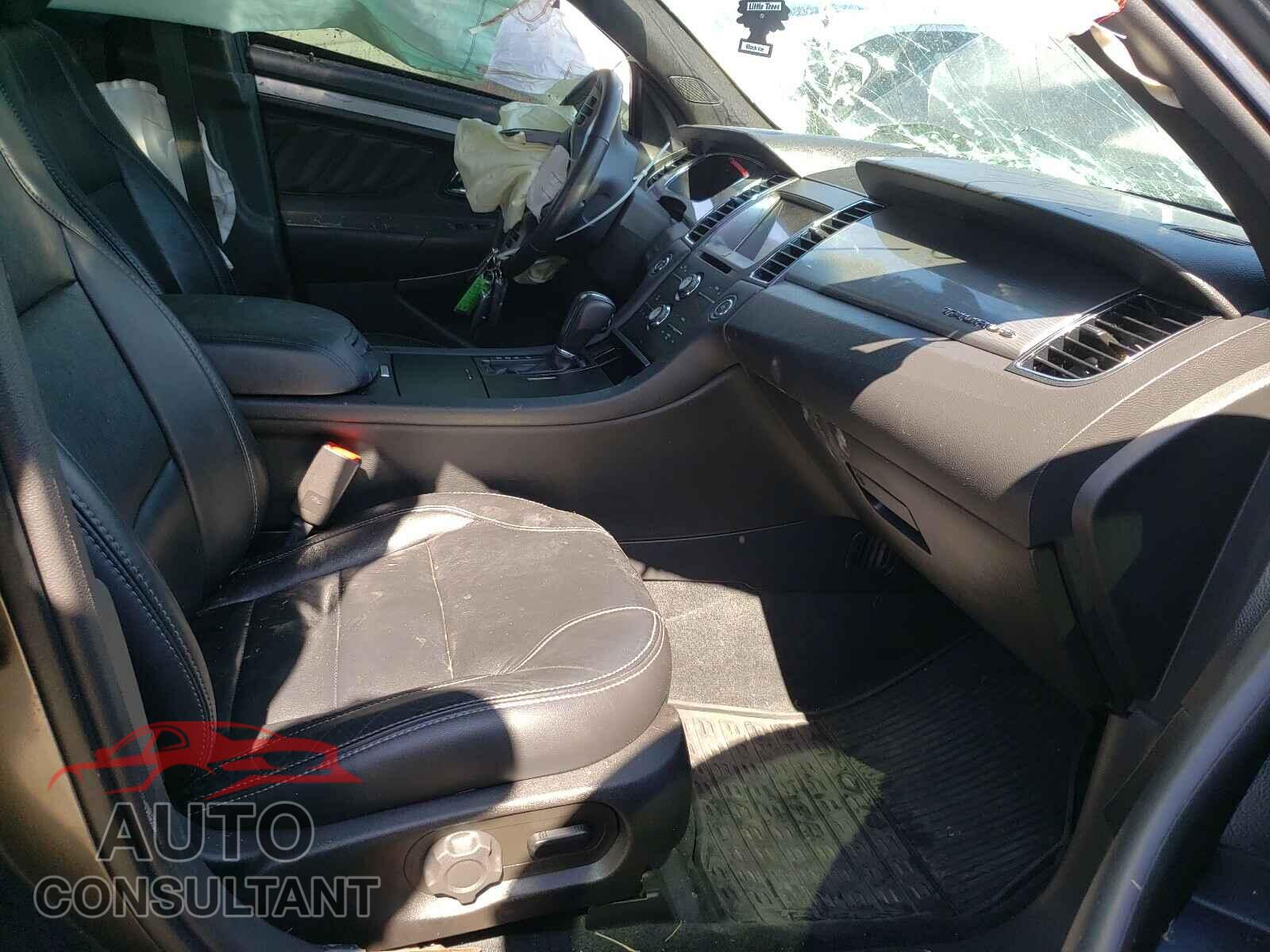 FORD TAURUS 2017 - 1FAHP2E88HG118878