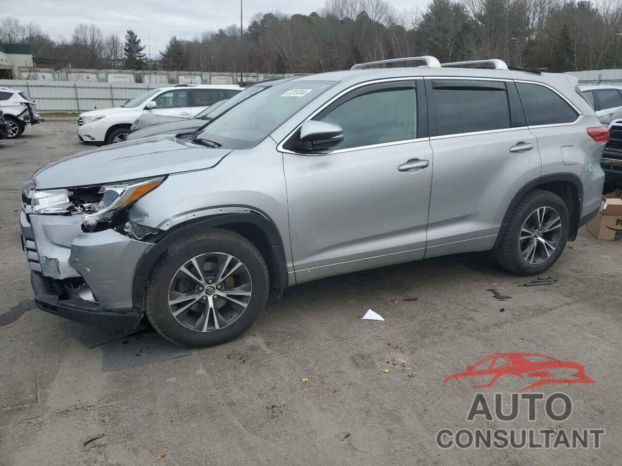 TOYOTA HIGHLANDER 2018 - 5TDBZRFH8JS874028