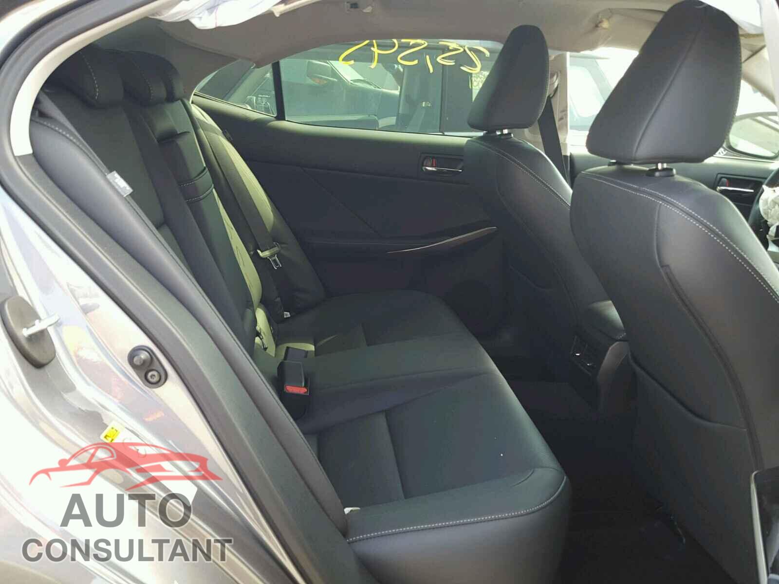 LEXUS IS 2016 - JTHBA1D23G5026045