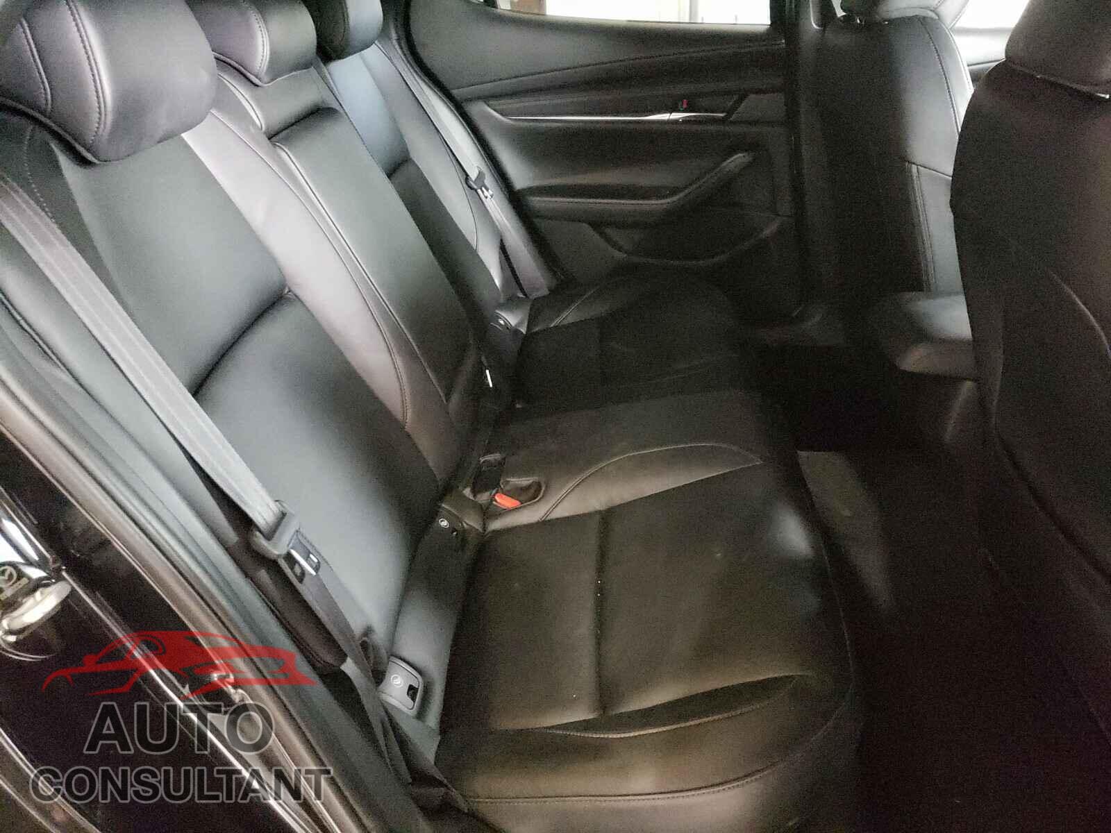 MAZDA 3 2019 - JM1BPBJM2K1131459