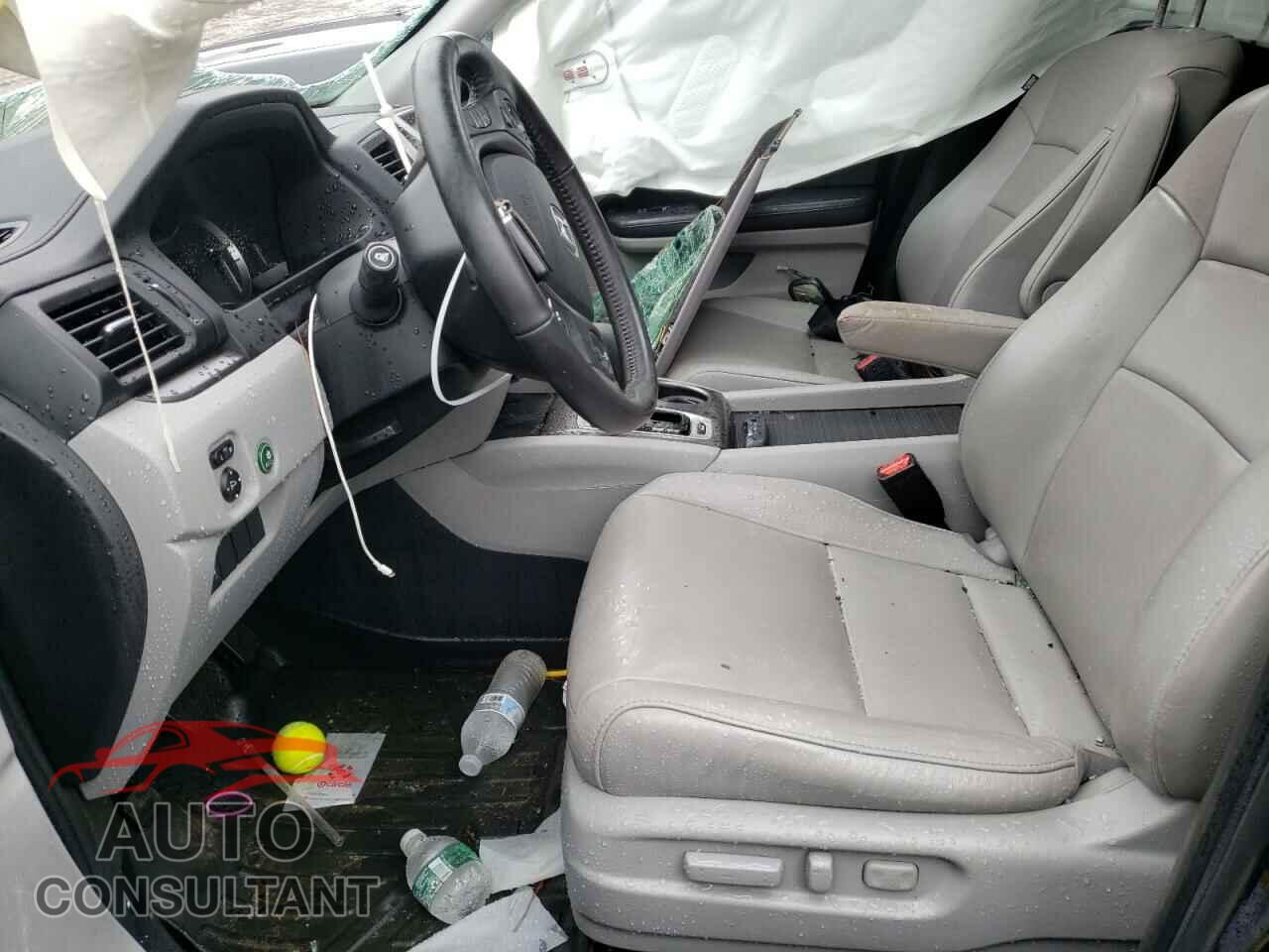 HONDA PILOT 2018 - 5FNYF6H59JB044179