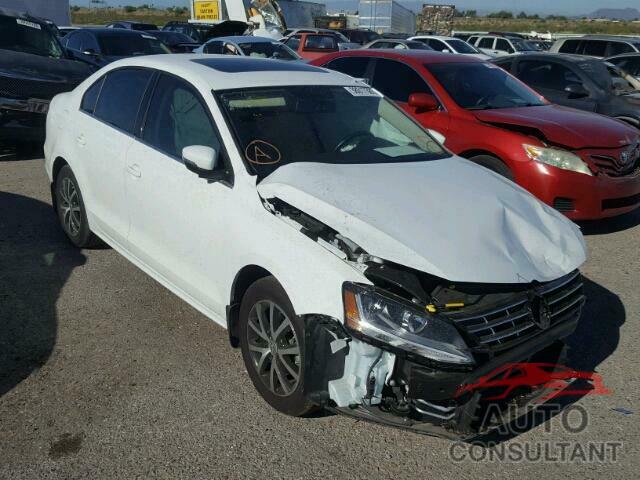 VOLKSWAGEN JETTA 2018 - 3VWDB7AJ1JM216818