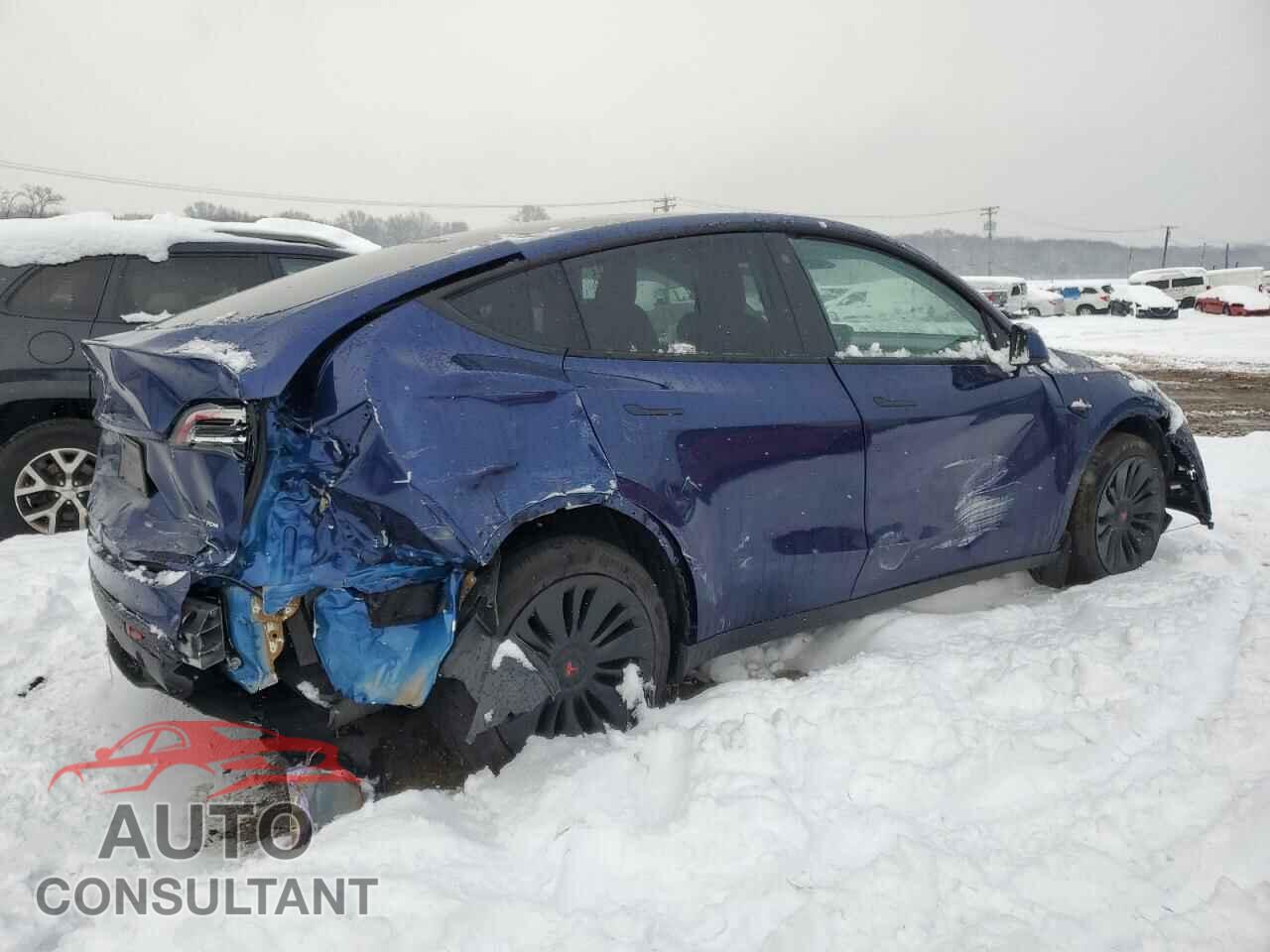 TESLA MODEL Y 2023 - 7SAYGAEEXPF758760