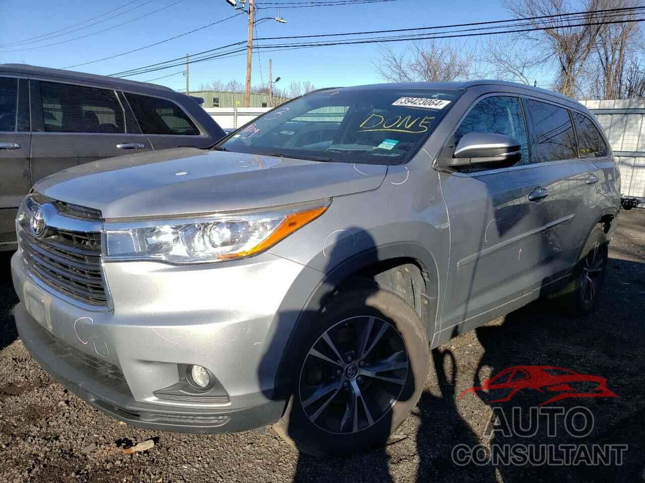 TOYOTA HIGHLANDER 2016 - 5TDJKRFHXGS303116