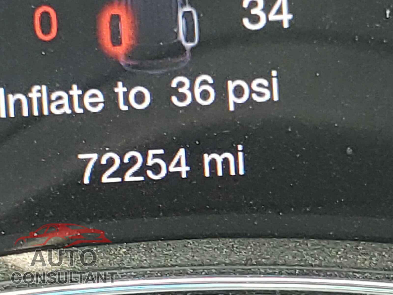 DODGE DURANGO 2018 - 1C4RDHAG2JC328932