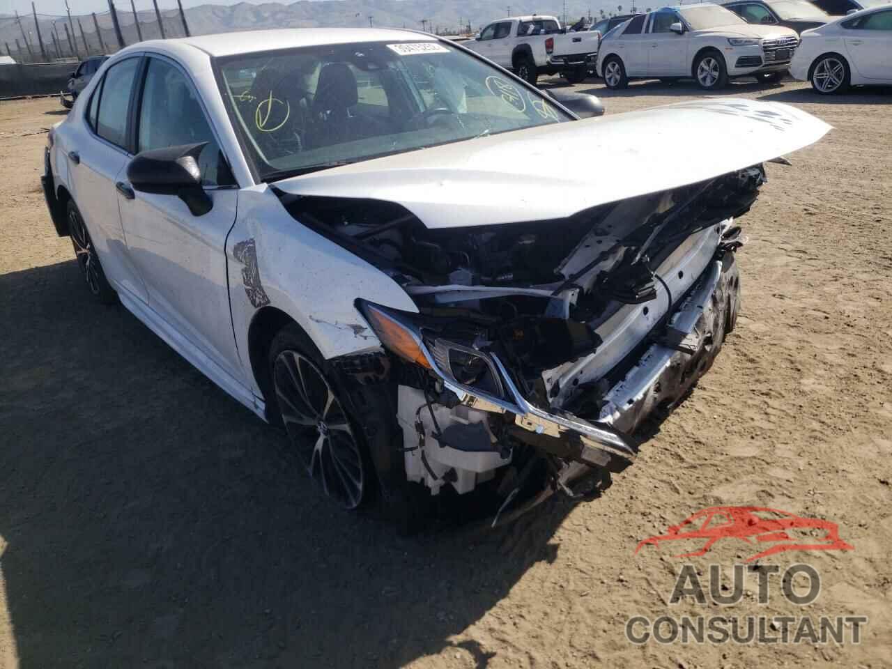 TOYOTA CAMRY 2020 - 4T1G11AK8LU871951
