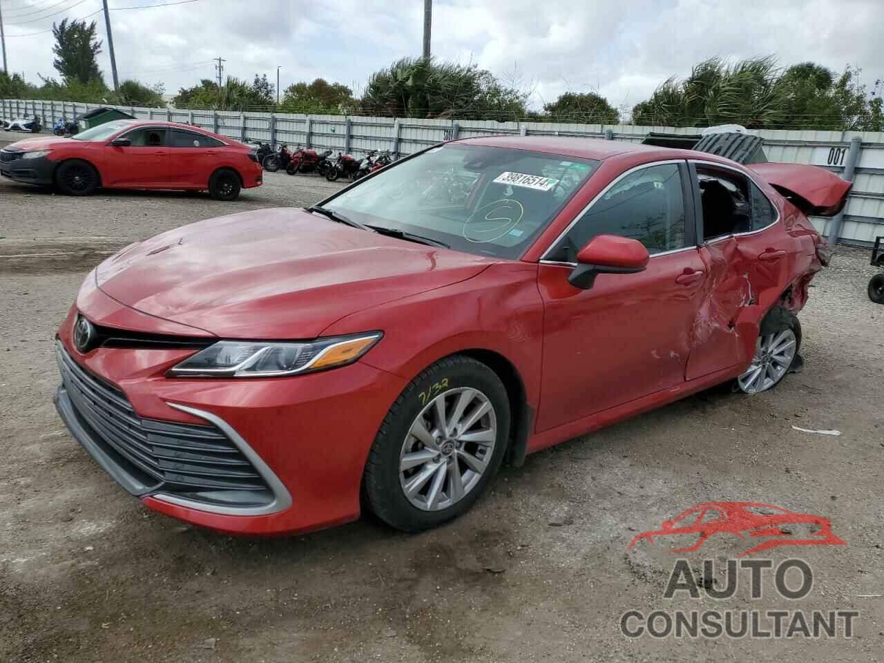 TOYOTA CAMRY 2023 - 4T1C11AK6PU161127