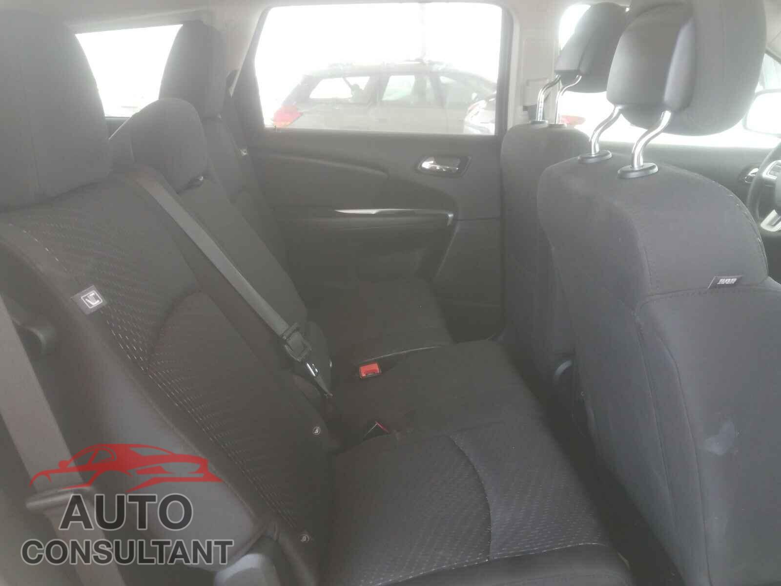 DODGE JOURNEY 2018 - 3C4PDCBB3JT439863