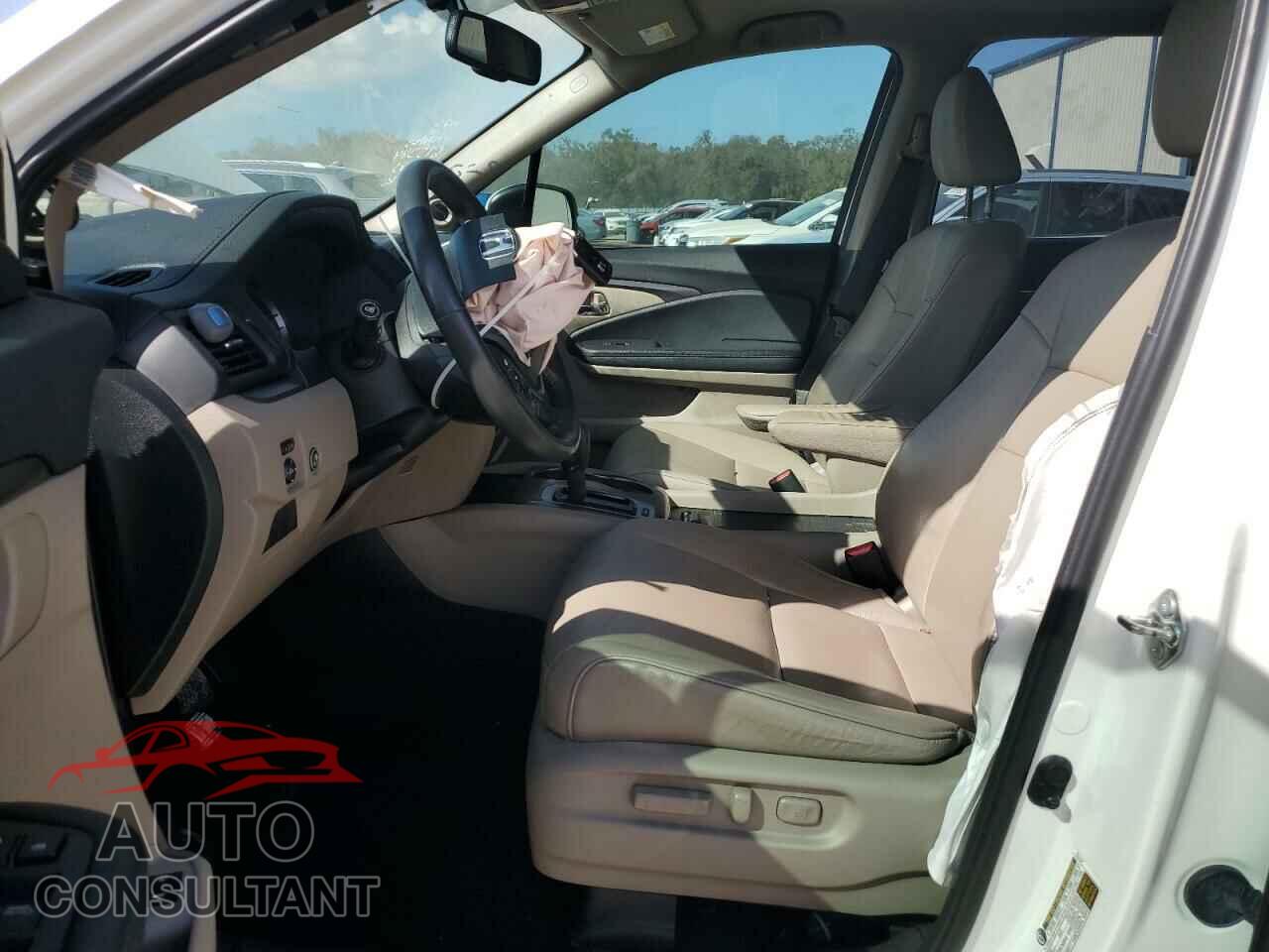 HONDA PILOT 2017 - 5FNYF5H54HB024748