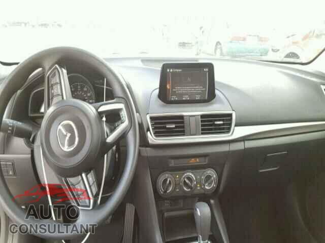 MAZDA 3 2017 - 3MZBN1U76HM100343
