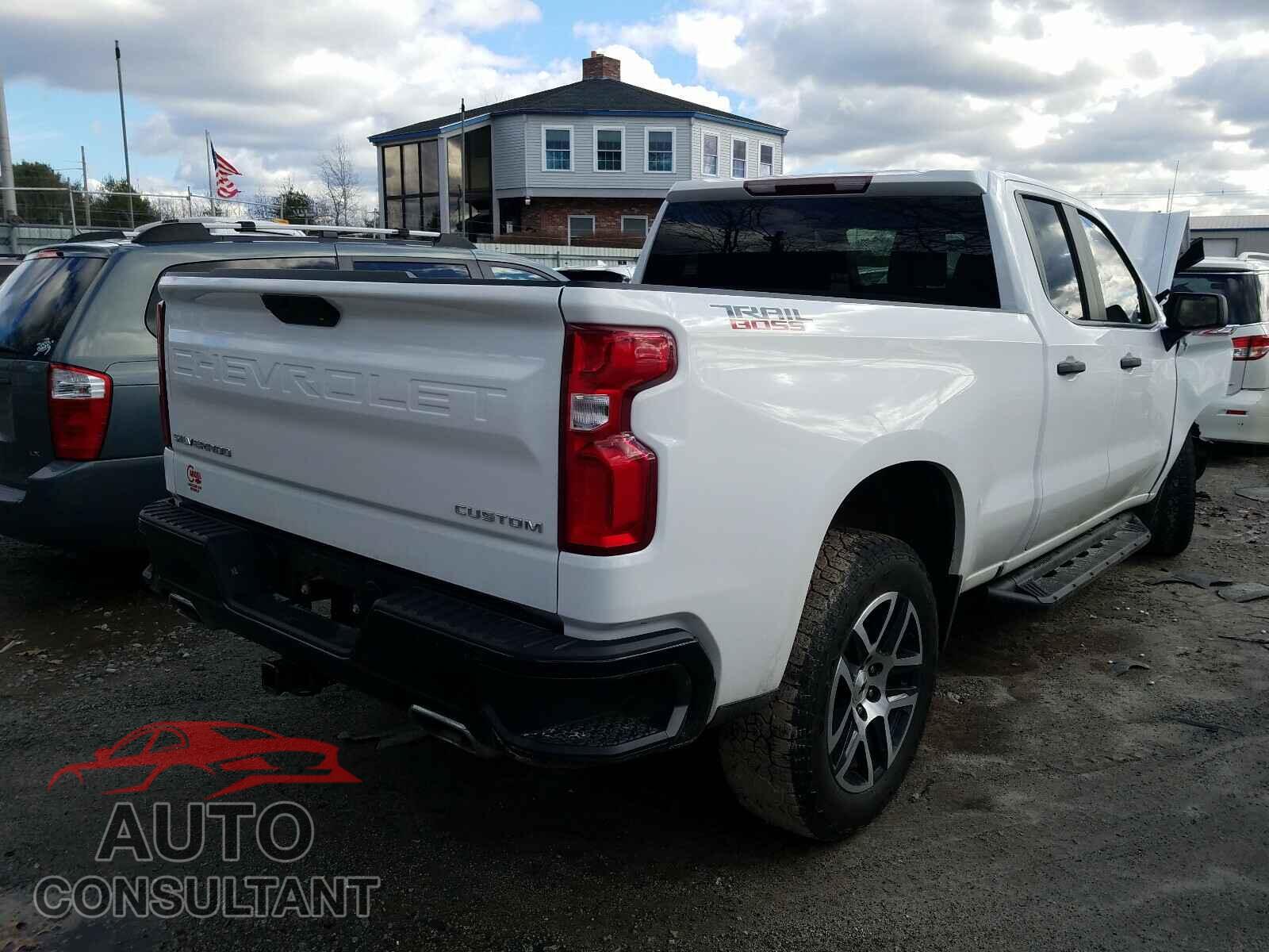 CHEVROLET SILVERADO 2019 - 1GCRYCEF2KZ370458