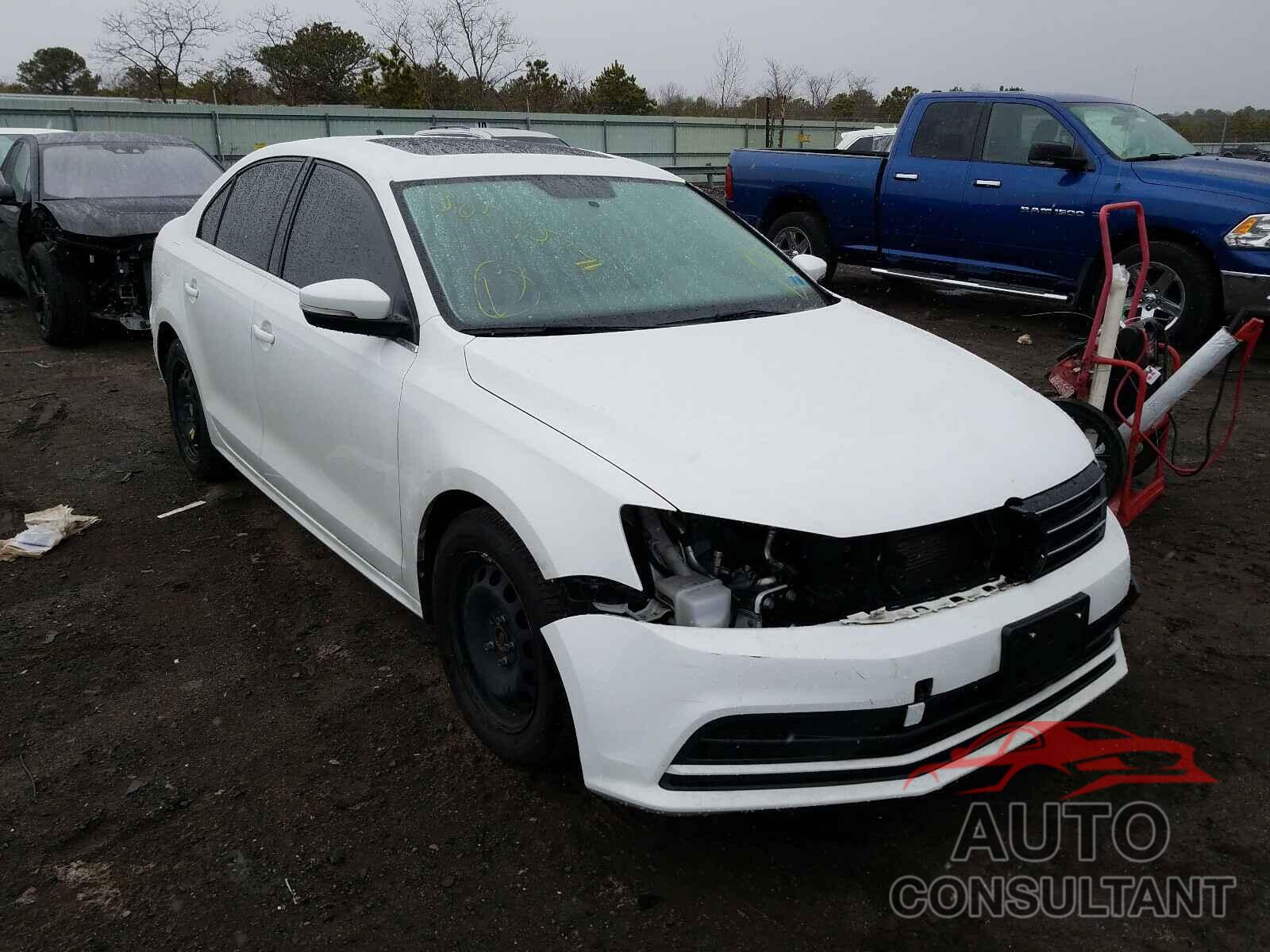 VOLKSWAGEN JETTA 2017 - 3VWDB7AJXHM393488