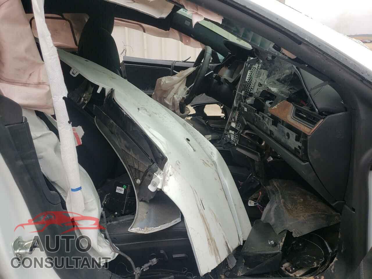 TESLA MODEL S 2020 - 5YJSA1E22LF400637