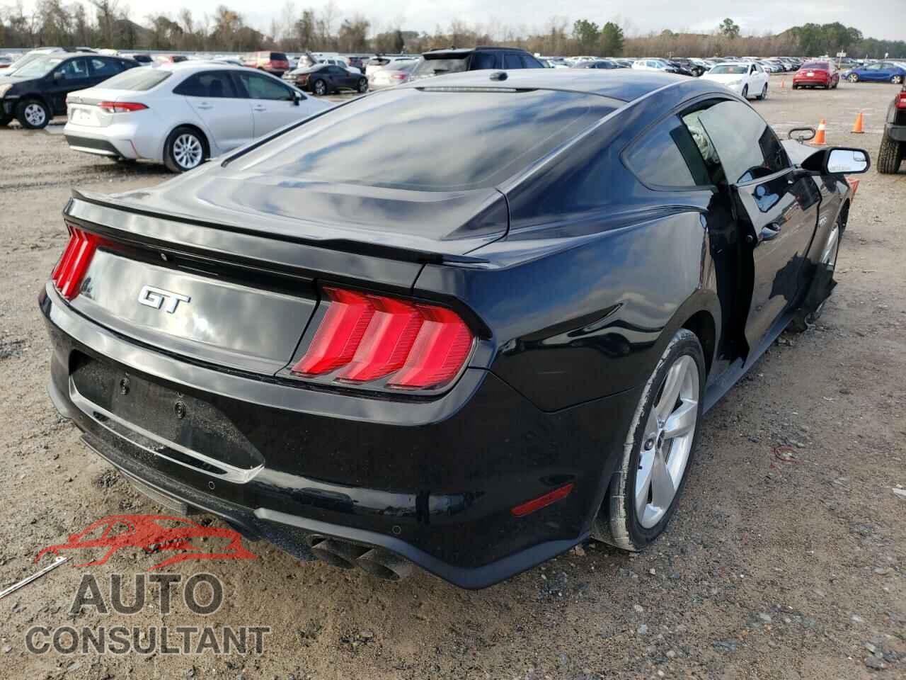 FORD MUSTANG 2018 - 1FA6P8CF5J5117085