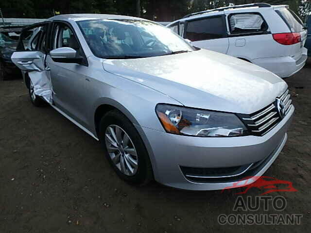 VOLKSWAGEN PASSAT 2015 - 1VWAT7A35FC007575