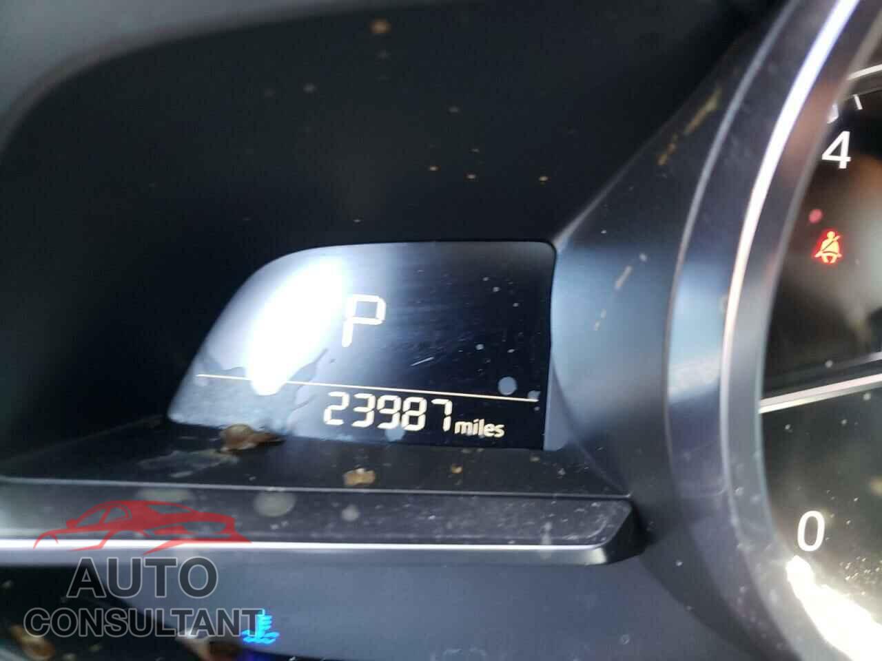 MAZDA 3 2018 - 3MZBN1M33JM208292