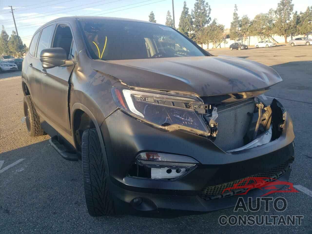 HONDA PILOT 2018 - 5FNYF5H74JB027592