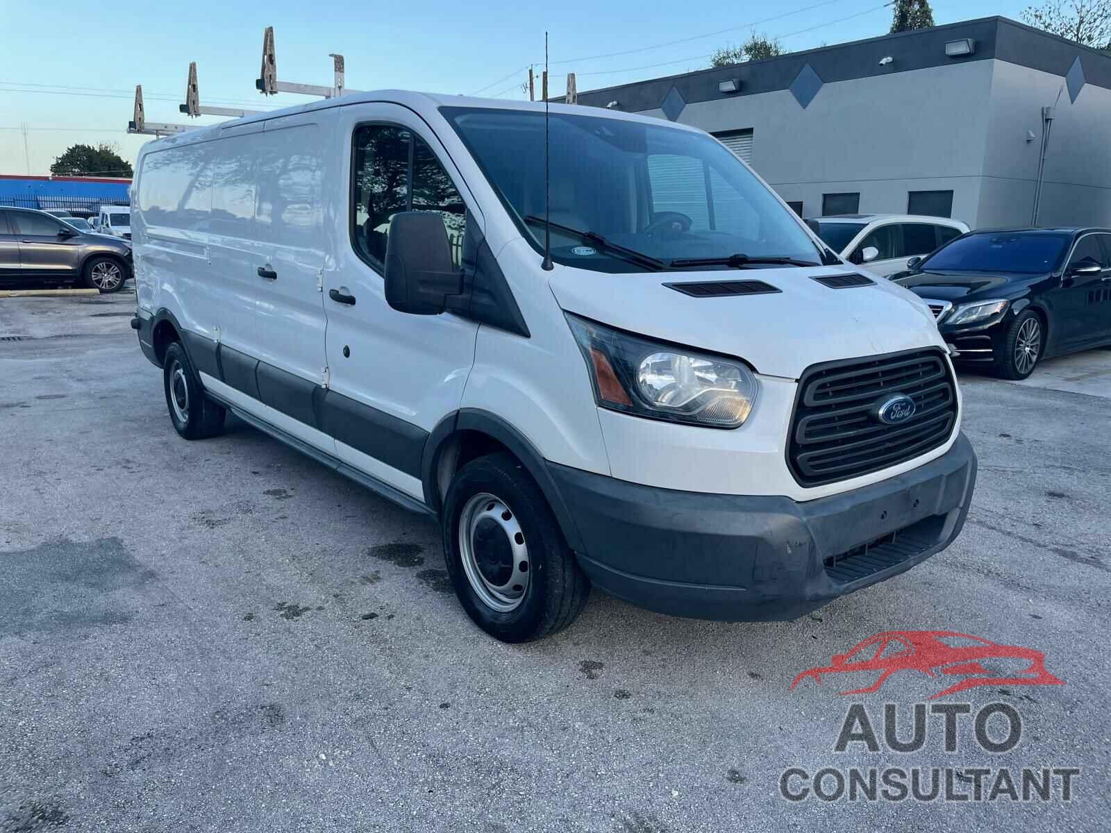 FORD TRANSIT CO 2017 - 1FTYR2ZM7HKA38996