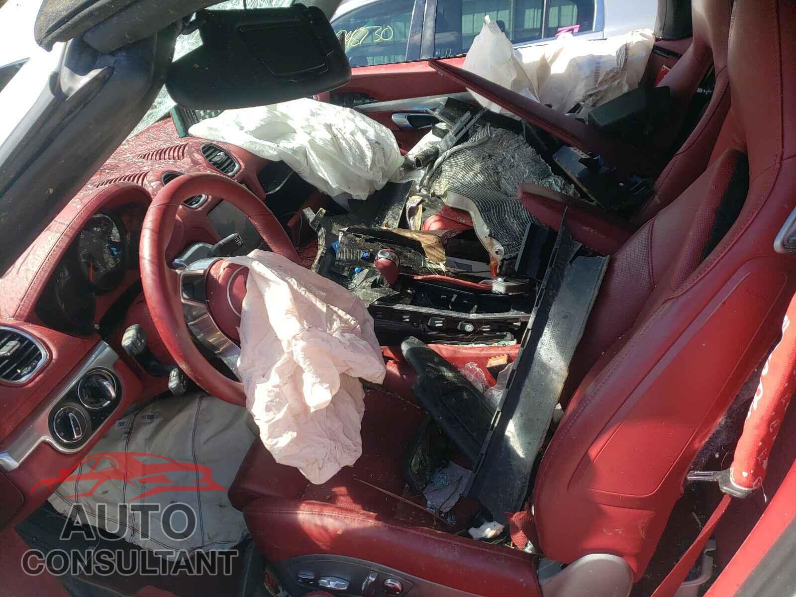 PORSCHE BOXSTER 2018 - WP0CB2A86JS228470