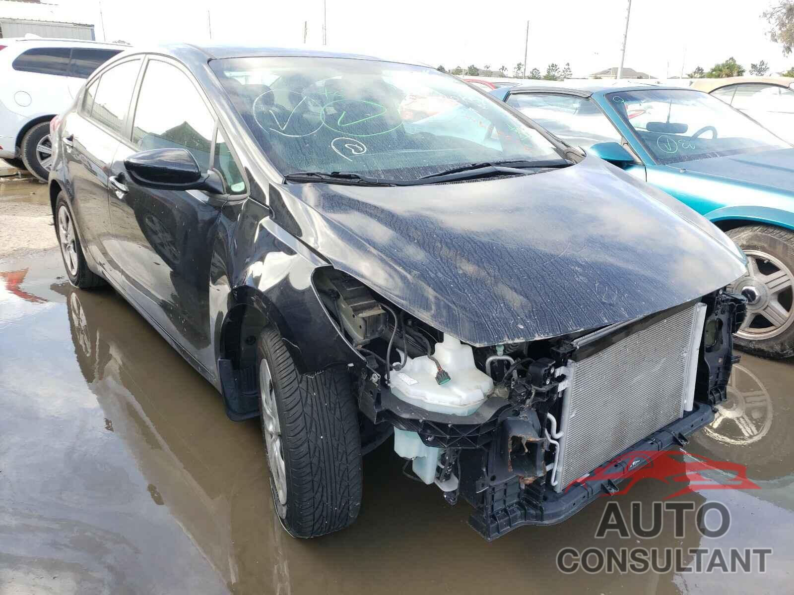 KIA FORTE 2018 - 3KPFL4A72JE256296