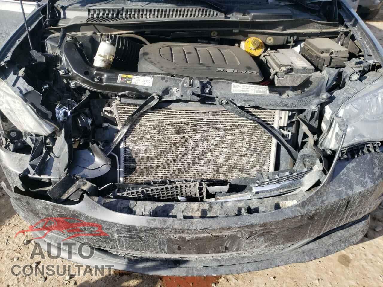 DODGE GRAND CARA 2018 - 2C4RDGCG7JR268564