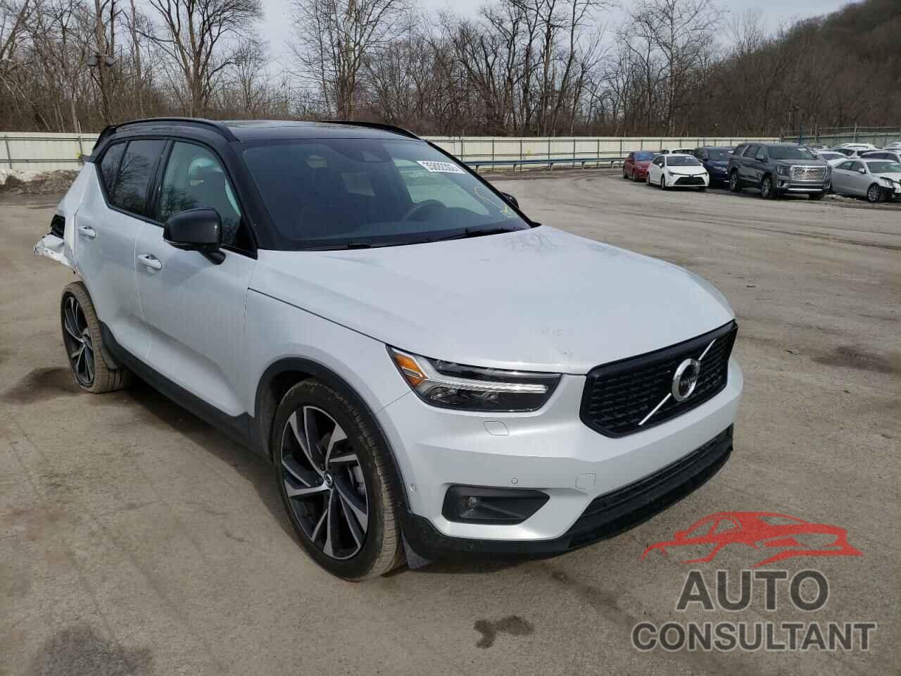 VOLVO XC40 2021 - YV4162UM5M2458023