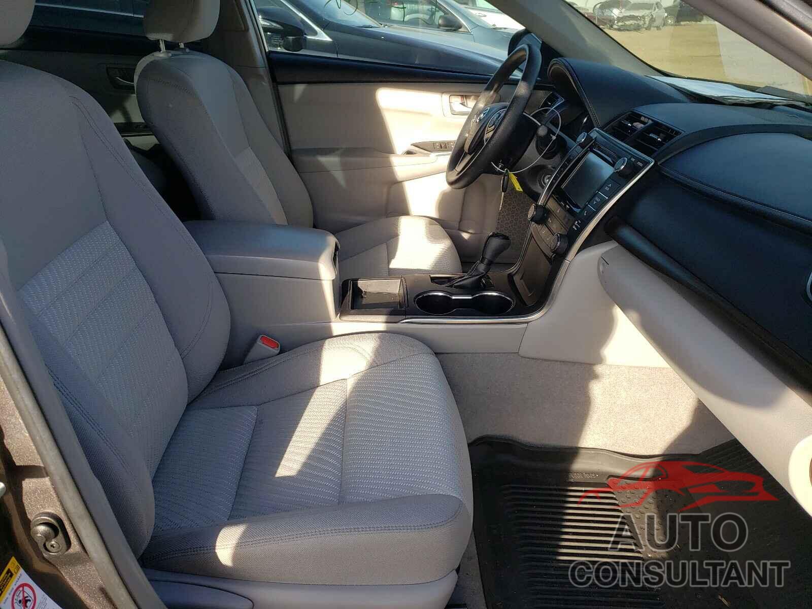 TOYOTA CAMRY 2016 - 4T4BF1FK3GR545085