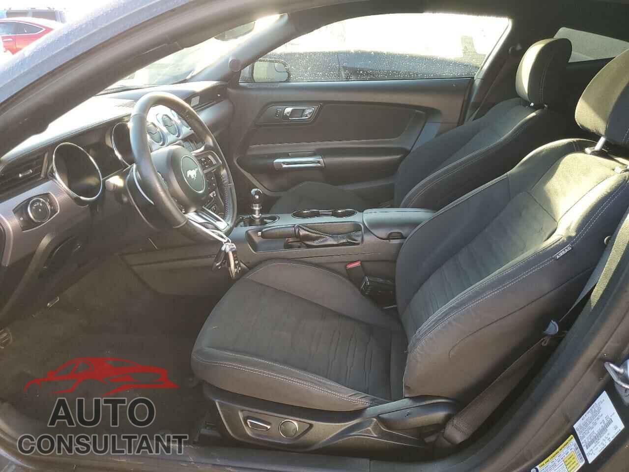 FORD MUSTANG 2017 - 1FA6P8CF8H5292229