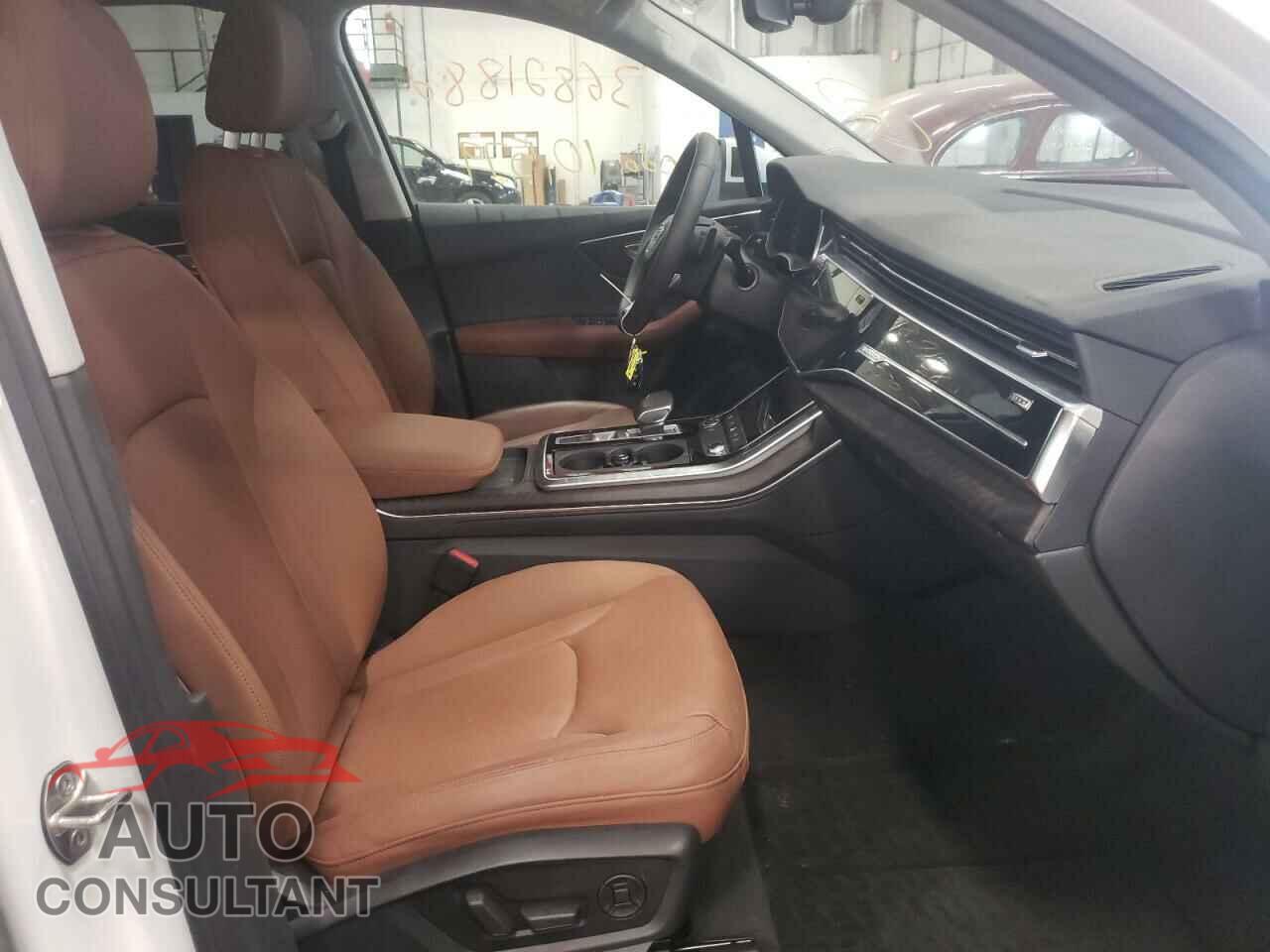 AUDI Q7 2021 - WA1LXAF7XMD015424
