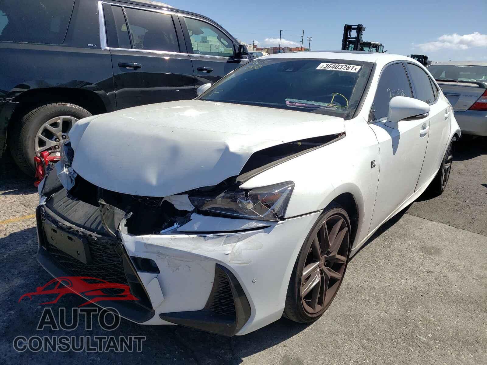 LEXUS IS 2018 - JTHBA1D20J5068440
