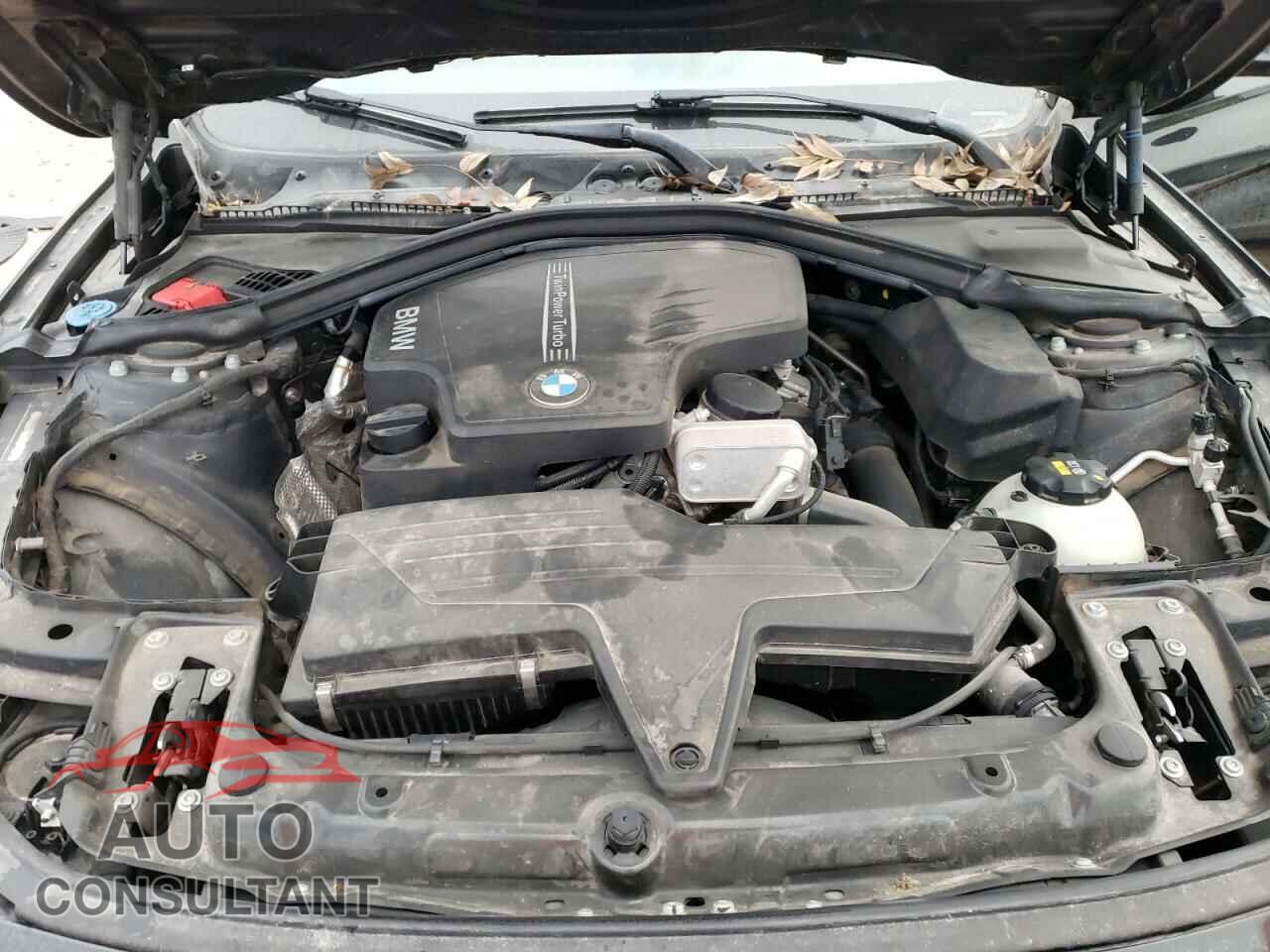 BMW 3 SERIES 2016 - WBA8E1G57GNU11031