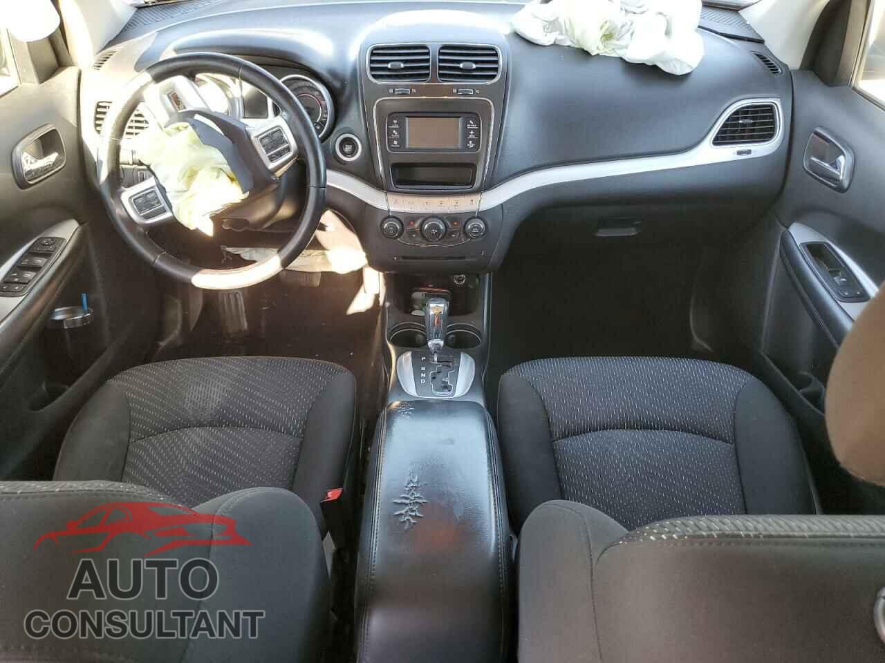 DODGE JOURNEY 2019 - 3C4PDCBB1KT805045