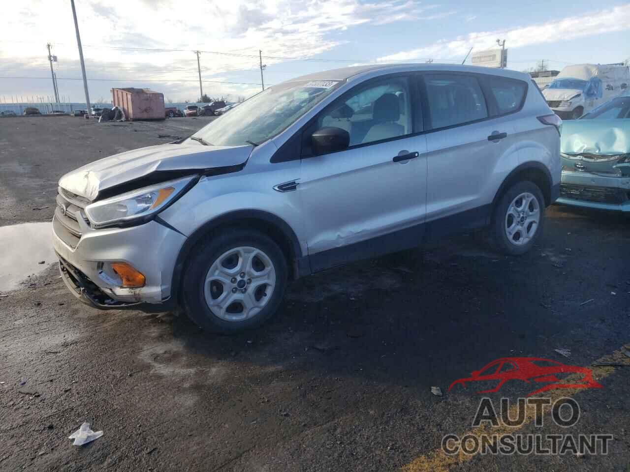 FORD ESCAPE 2017 - 1FMCU0F71HUE94620