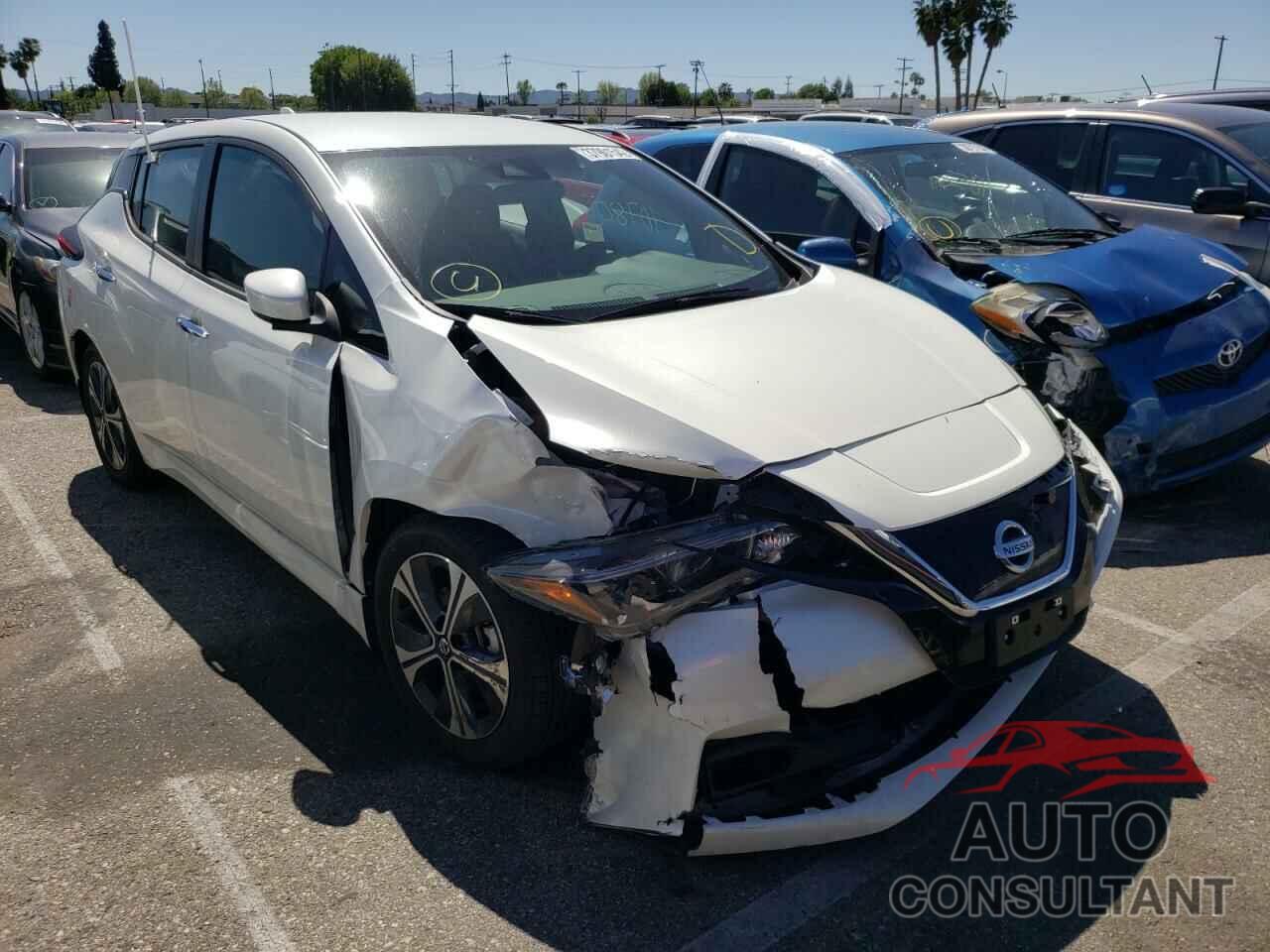 NISSAN LEAF 2020 - 1N4AZ1CPXLC304714