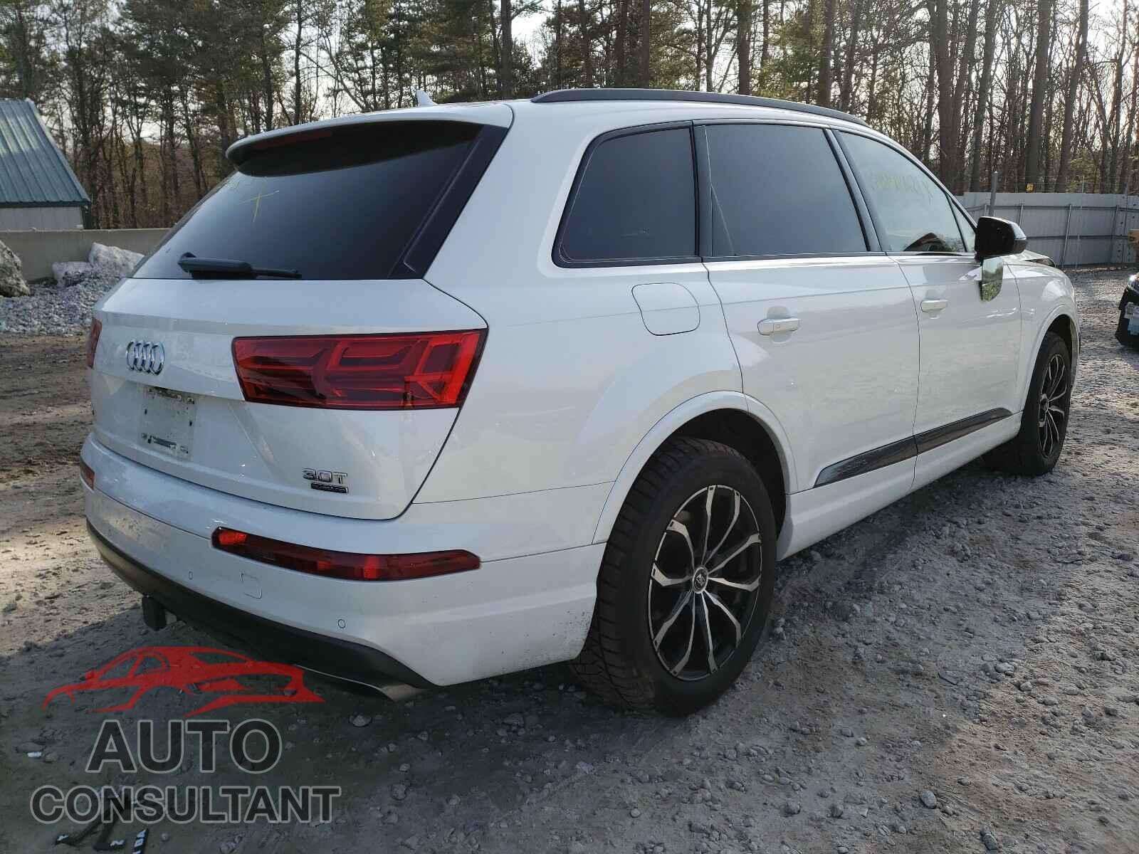 AUDI Q7 2017 - WA1VAAF79HD044283