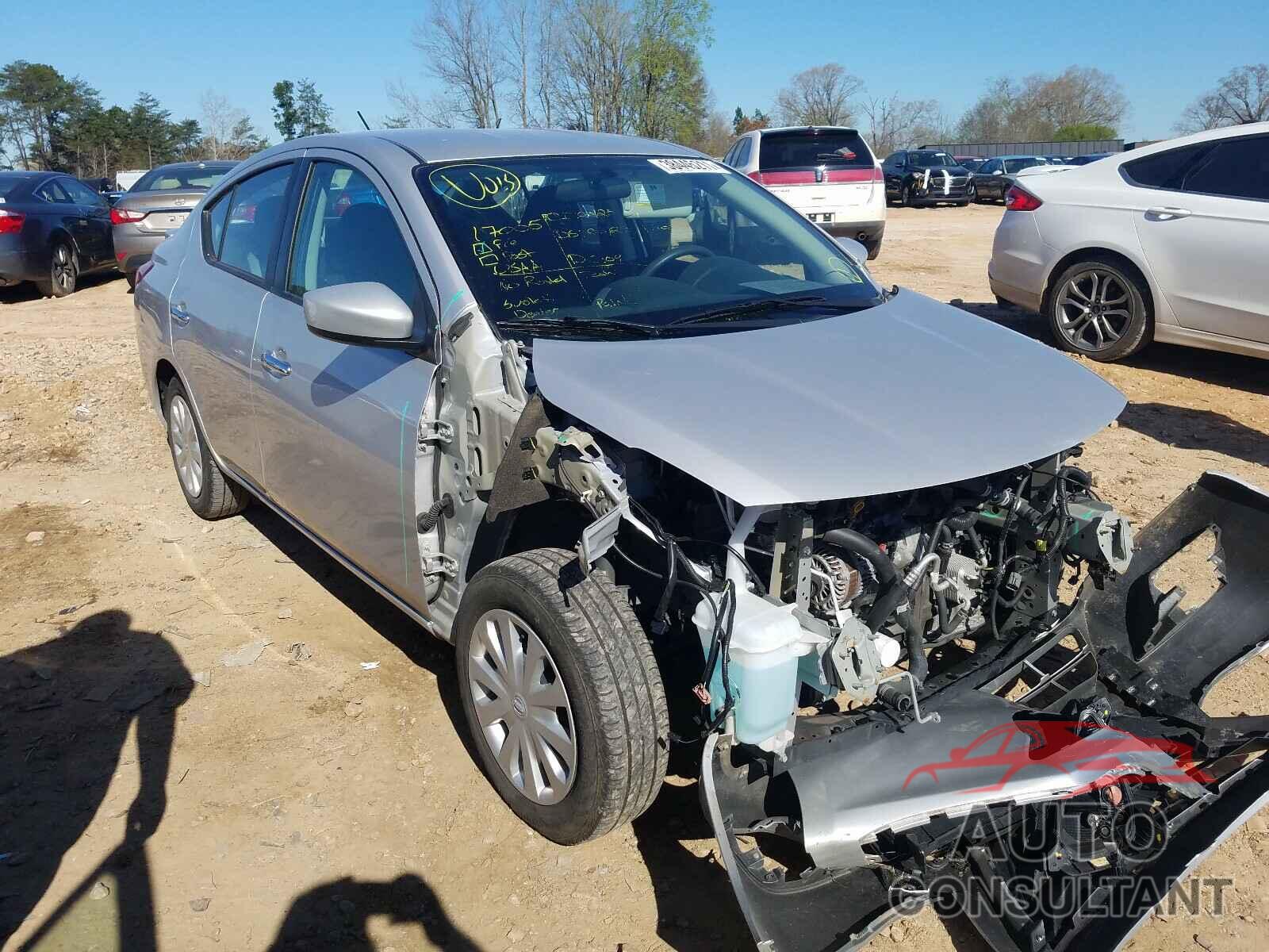 NISSAN VERSA 2019 - 3N1CN7AP8KL864922